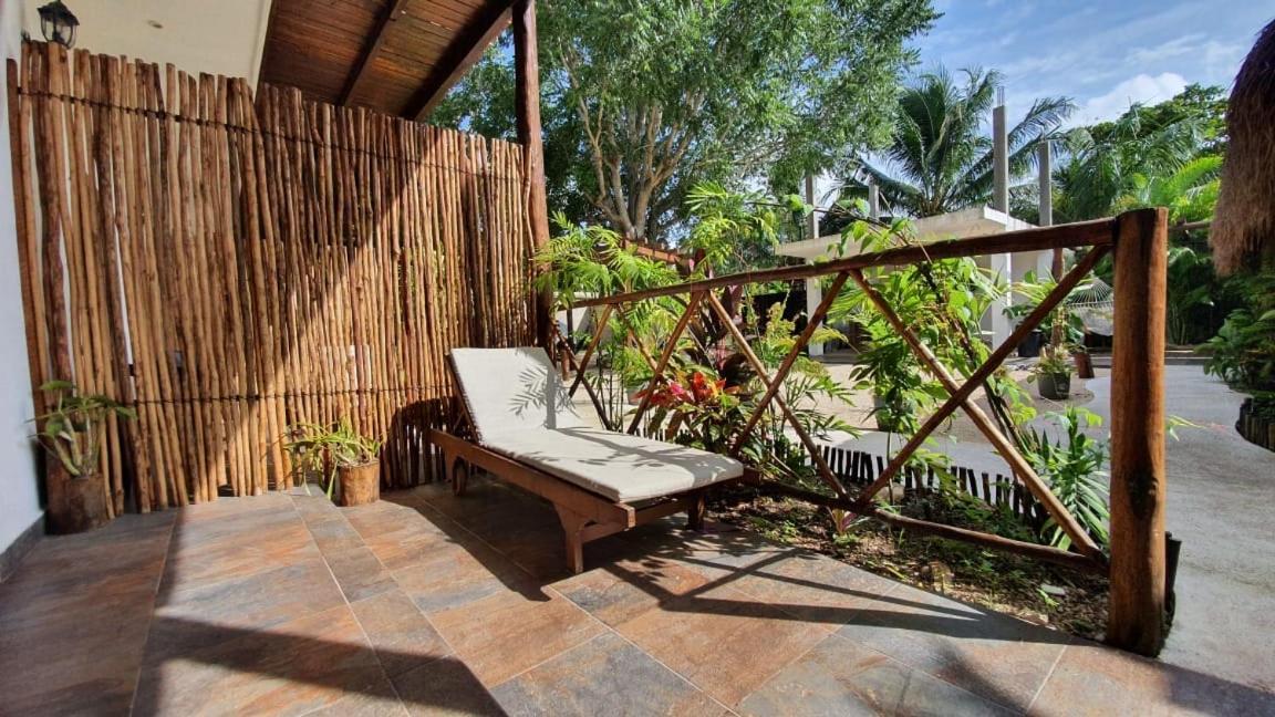 Cedro Rojo Hotel Бакалар Екстериор снимка